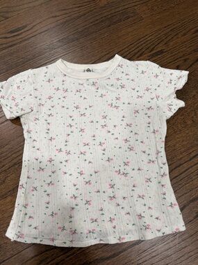 White Floral pointelle Short Sleeve Tee